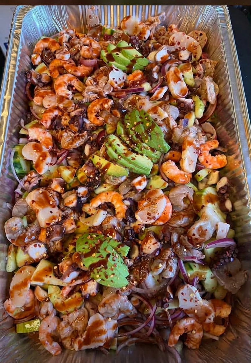 Aguachile con callo y pulpo